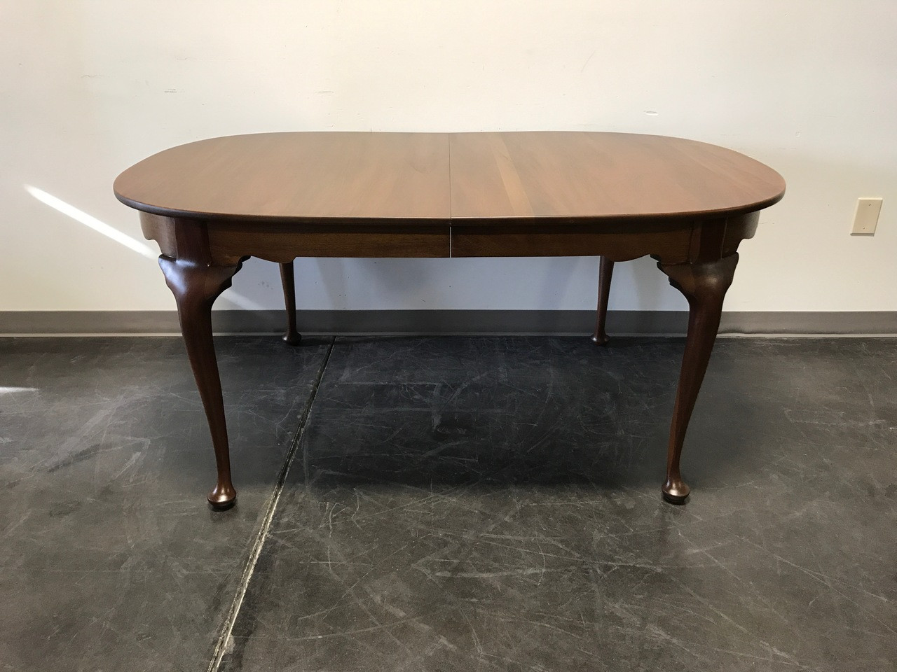 queen anne dining table black refinished henkel harris solid mahogany queen anne dining table queen anne dining table black refinished henkel harris solid mahogany queen anne dining table